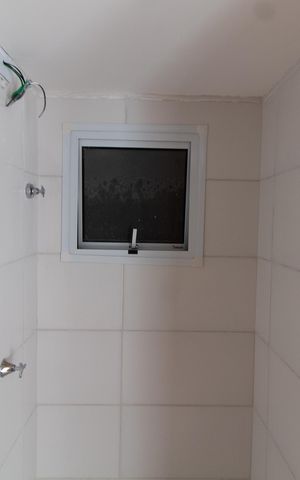Apartamento à venda com 45m², 2 quartos e 1 vaga Apartamento à venda com 45m², 2 quartos e 1 vagaBanheiro