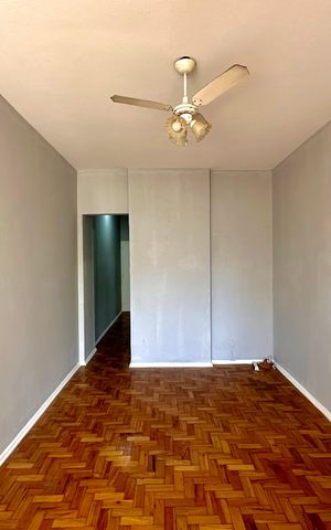 Apartamento à venda com 47m², 1 quarto e sem vaga Apartamento à venda com 47m², 1 quarto e sem vagaSala