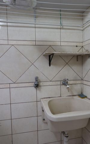 Casa para alugar com 107m², 2 quartos e 1 vagaÁrea de Serviço