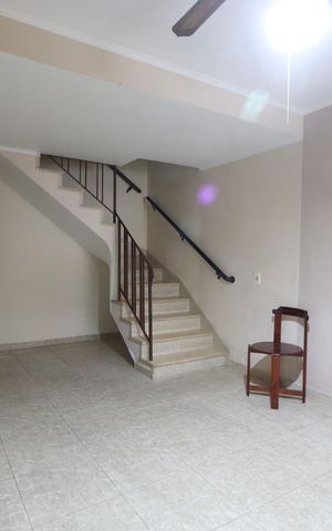 Casa para alugar com 107m², 2 quartos e 1 vagaSala