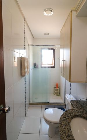 Casa para alugar com 308m², 3 quartos e 4 vagas Casa para alugar com 308m², 3 quartos e 4 vagasBanheiro da Suíte 3