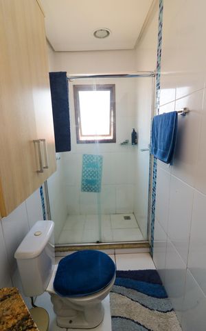 Casa para alugar com 308m², 3 quartos e 4 vagas Casa para alugar com 308m², 3 quartos e 4 vagasBanheiro da Suíte 2