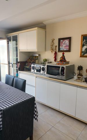Casa para alugar com 308m², 3 quartos e 4 vagas Casa para alugar com 308m², 3 quartos e 4 vagasSala de Jantar