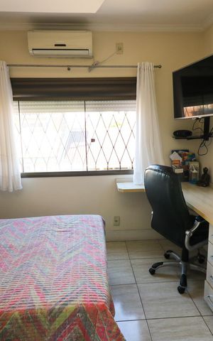 Casa para alugar com 308m², 3 quartos e 4 vagas Casa para alugar com 308m², 3 quartos e 4 vagasSuíte 3