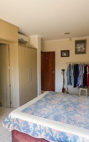 Casa para alugar com 308m², 3 quartos e 4 vagas Casa para alugar com 308m², 3 quartos e 4 vagasSuíte 1