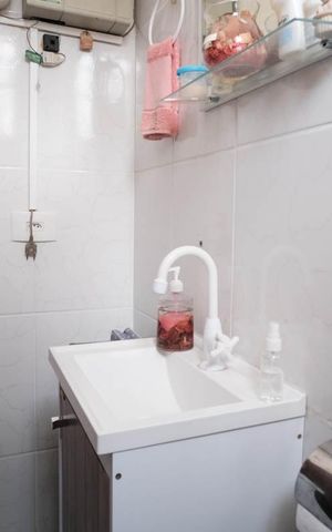 Casa à venda com 156m², 2 quartos e 2 vagasLavabo
