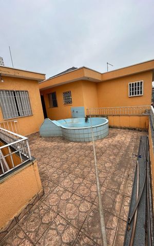 Casa à venda com 160m², 3 quartos e 4 vagas