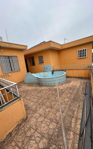 Casa à venda com 160m², 3 quartos e 4 vagas