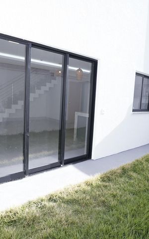 Casa de condomínio para alugar com 173m², 3 quartos e 2 vagas