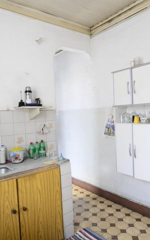 Casa à venda com 360m², 8 quartos e sem vaga Casa à venda com 360m², 8 quartos e sem vagaCasa 2 - Cozinha