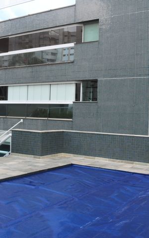 Apartamento à venda com 254m², 3 quartos e 6 vagasÁrea comum - Piscina