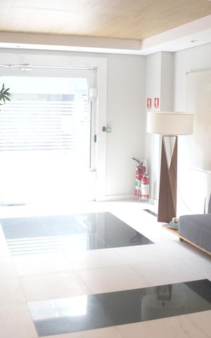 Apartamento à venda com 254m², 3 quartos e 6 vagasHall social