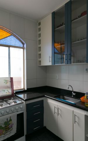 Casa à venda com 455m², 4 quartos e 1 vaga Casa à venda com 455m², 4 quartos e 1 vagaCozinha