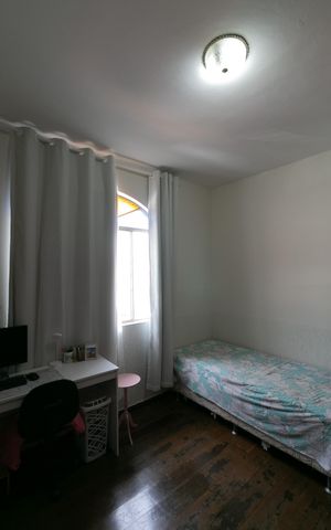 Casa à venda com 455m², 4 quartos e 1 vaga Casa à venda com 455m², 4 quartos e 1 vagaQuarto 3