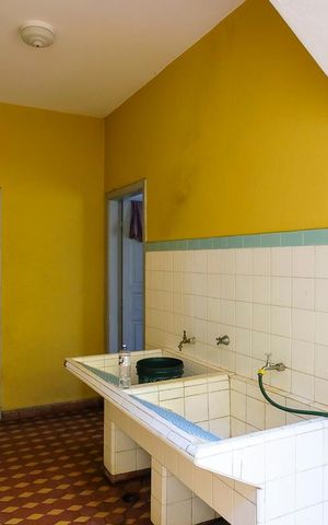 Casa à venda com 250m², 6 quartos e 2 vagasÁrea de serviço