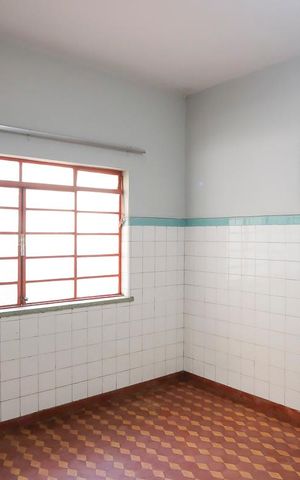 Casa à venda com 250m², 6 quartos e 2 vagasCopa