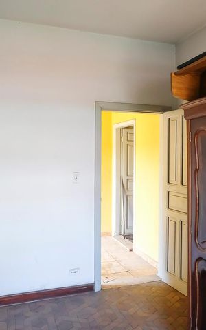 Casa à venda com 250m², 6 quartos e 2 vagasQuarto 4