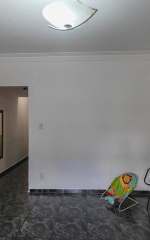 Casa à venda com 75m², 2 quartos e 1 vaga Casa à venda com 75m², 2 quartos e 1 vagaSala