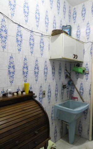 Casa de condomínio à venda com 207m², 7 quartos e 1 vagaÁrea de serviço