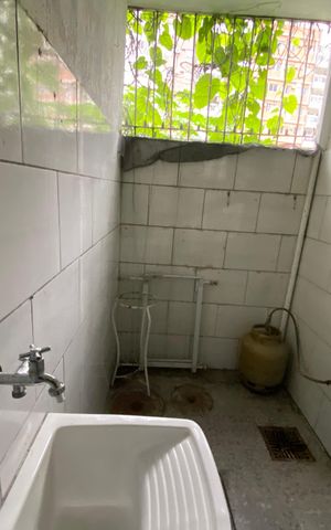 Casa à venda com 60m², 2 quartos e 2 vagas Casa à venda com 60m², 2 quartos e 2 vagasÁrea de Serviço