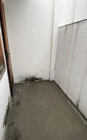 Casa à venda com 60m², 2 quartos e 2 vagas Casa à venda com 60m², 2 quartos e 2 vagasÁrea Privativa