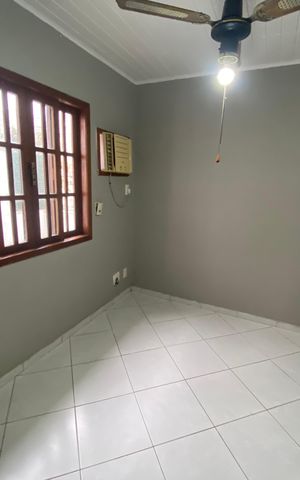 Casa à venda com 60m², 2 quartos e 2 vagas Casa à venda com 60m², 2 quartos e 2 vagasQuarto 2