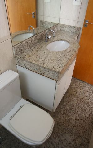 Apartamento à venda com 140m², 4 quartos e 2 vagasBanheiro da Suíte 2