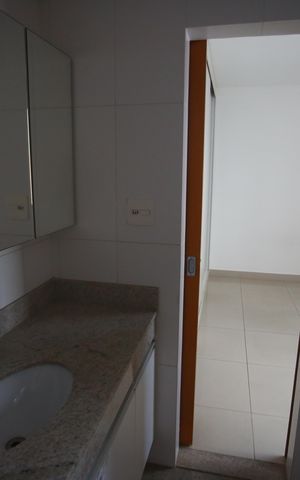 Apartamento à venda com 140m², 4 quartos e 2 vagasBanheiro da Suíte 1