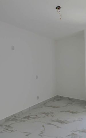 Casa à venda com 140m², 3 quartos e 2 vagas Casa à venda com 140m², 3 quartos e 2 vagasSuite
