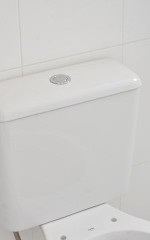 Apartamento à venda com 82m², 3 quartos e 2 vagasBanheiro da Suíte