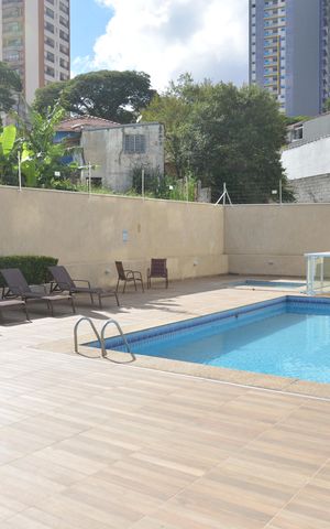 Apartamento à venda com 82m², 3 quartos e 2 vagasÁrea comum - Piscina