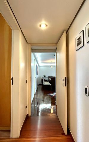 Apartamento à venda com 171m², 4 quartos e 3 vagas Apartamento à venda com 171m², 4 quartos e 3 vagasCorredor
