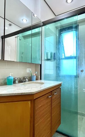 Apartamento à venda com 171m², 4 quartos e 3 vagas Apartamento à venda com 171m², 4 quartos e 3 vagasBanheiro da Suíte 2