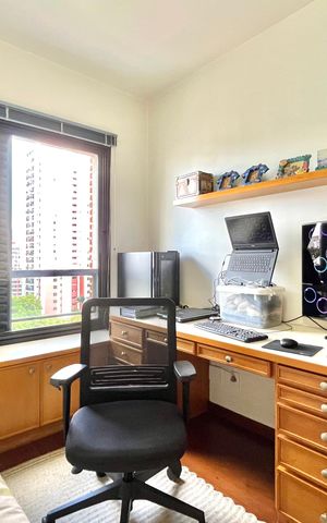 Apartamento à venda com 171m², 4 quartos e 3 vagas Apartamento à venda com 171m², 4 quartos e 3 vagasQuarto 3