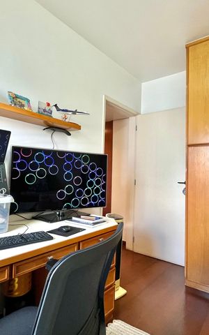 Apartamento à venda com 171m², 4 quartos e 3 vagas Apartamento à venda com 171m², 4 quartos e 3 vagasQuarto 3