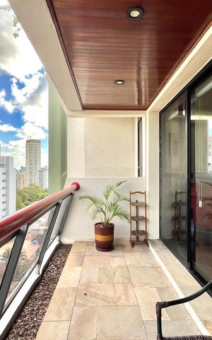 Apartamento à venda com 171m², 4 quartos e 3 vagas Apartamento à venda com 171m², 4 quartos e 3 vagasVaranda da Sala