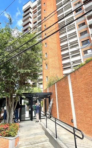 Apartamento à venda com 171m², 4 quartos e 3 vagas Apartamento à venda com 171m², 4 quartos e 3 vagasFachada