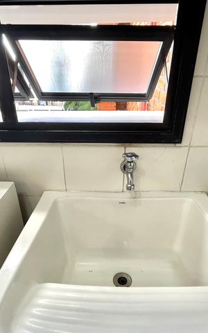 Apartamento à venda com 171m², 4 quartos e 3 vagas Apartamento à venda com 171m², 4 quartos e 3 vagasÁrea de Serviço