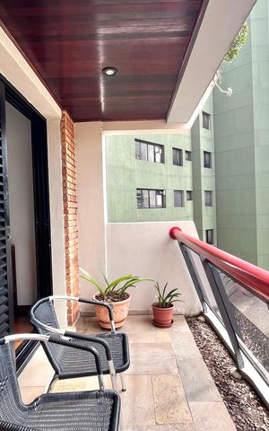 Apartamento à venda com 171m², 4 quartos e 3 vagas Apartamento à venda com 171m², 4 quartos e 3 vagasVaranda da Suíte 1