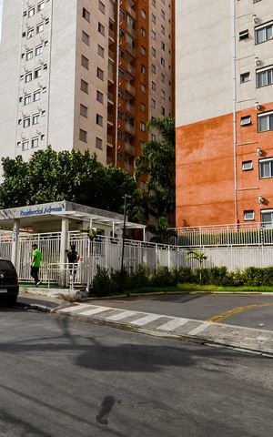 Apartamento para alugar com 49m², 2 quartos e 1 vagaFachada