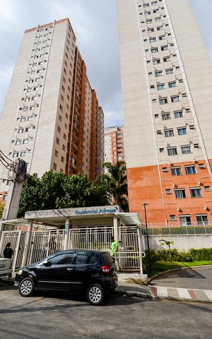 Apartamento para alugar com 49m², 2 quartos e 1 vagaFachada