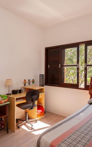 Casa de condomínio à venda com 250m², 4 quartos e 4 vagasQuarto 2