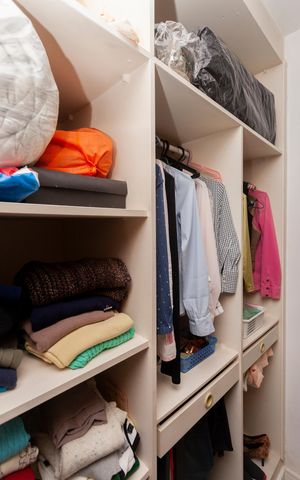 Casa de condomínio à venda com 250m², 4 quartos e 4 vagasCloset da suíte
