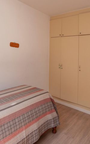 Casa de condomínio à venda com 250m², 4 quartos e 4 vagasQuarto 2