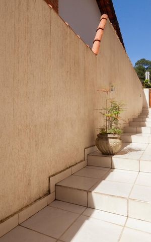 Casa de condomínio à venda com 250m², 4 quartos e 4 vagasCorredor