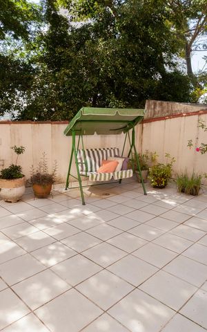 Casa de condomínio à venda com 250m², 4 quartos e 4 vagasQuintal