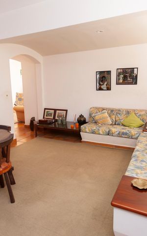 Casa de condomínio à venda com 250m², 4 quartos e 4 vagasSala de TV