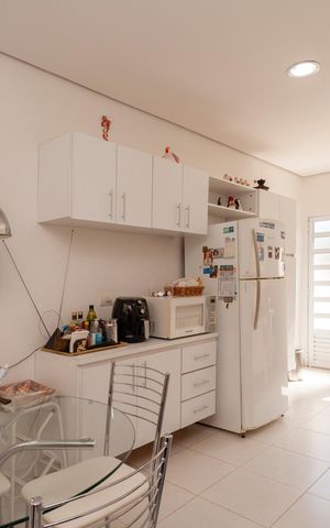 Casa de condomínio à venda com 250m², 4 quartos e 4 vagasCozinha