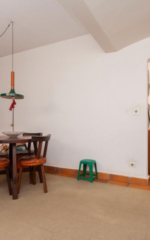 Casa de condomínio à venda com 250m², 4 quartos e 4 vagasSala de TV