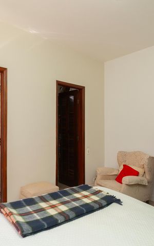 Casa de condomínio à venda com 250m², 4 quartos e 4 vagasQuarto Suíte